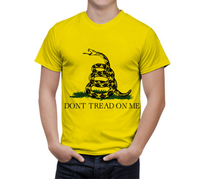 Don't Tread On Me T-shirt Gadsden Flag American Patriot US Men's Novelty Shirt