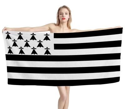 Bretagne Beach Towel