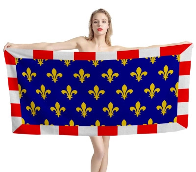 Province de Touraine Beach Towel